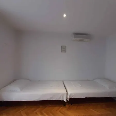 Srecko Apartamento *